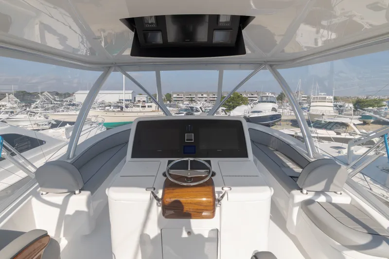 Slide: The Image of Viking 50 Convertible 2027 - 36