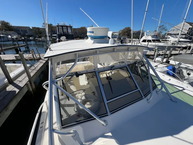 Slide: The Image of Albemarle 305 Express Fisherman 2001 - 23