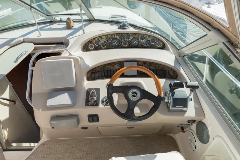 Slide: The Image of Sea Ray 340 Sundancer 2002 - 8