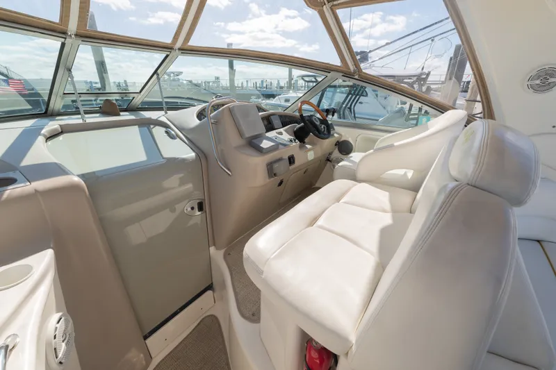 Slide: The Image of Sea Ray 340 Sundancer 2002 - 5