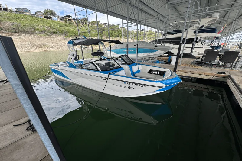 Slide: The Image of Nautique SUPER AIR G25 2021 - 2