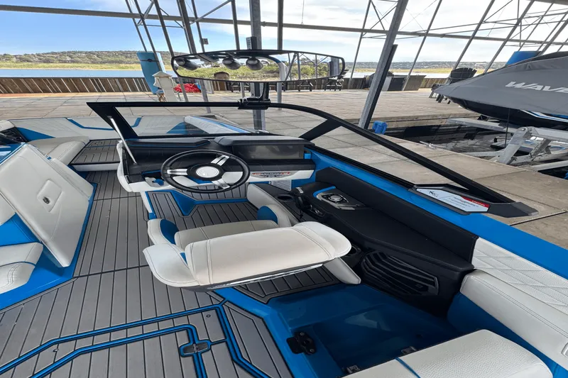 Slide: The Image of Nautique SUPER AIR G25 2021 - 21