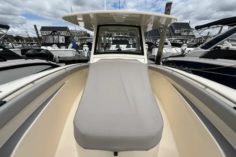 Slide: The Image of Scout 305 LXF 2023 - 18