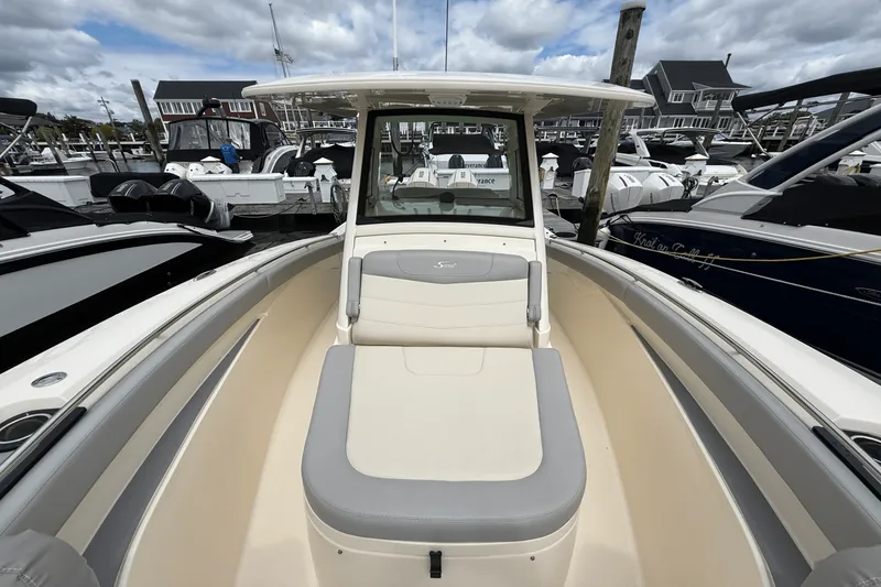 Slide: The Image of Scout 305 LXF 2023 - 19