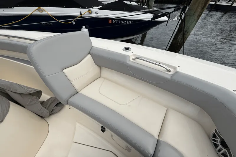 Slide: The Image of Scout 305 LXF 2023 - 24