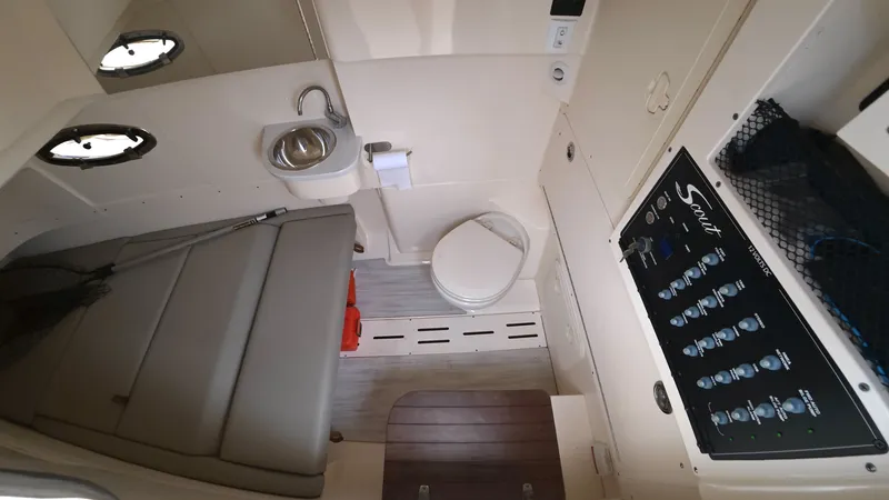 Slide: The Image of Scout 305 LXF 2023 - 18