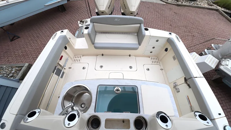 Slide: The Image of Scout 305 LXF 2023 - 10