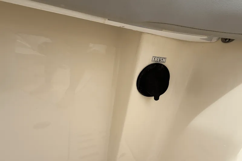 Slide: The Image of Scout 305 LXF 2023 - 34