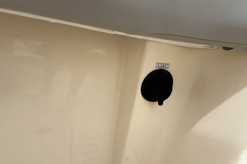 Slide: The Image of Scout 305 LXF 2023 - 35