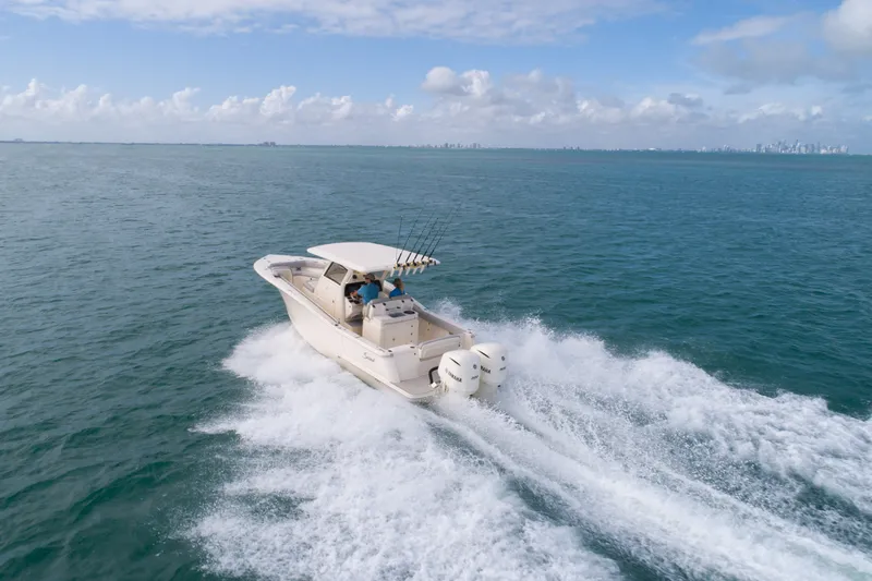 Slide: The Image of Scout 305 LXF 2023 - 45