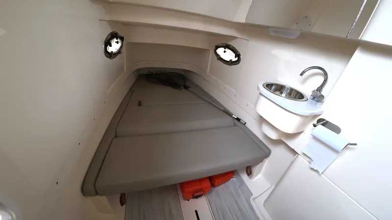 Slide: The Image of Scout 305 LXF 2023 - 20