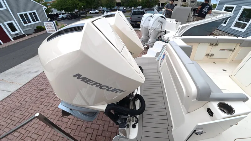 Slide: The Image of Scout 305 LXF 2023 - 4