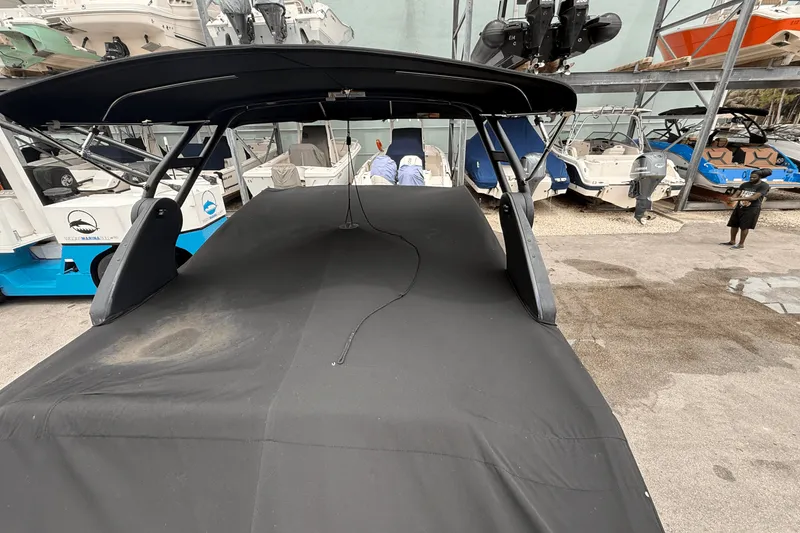 Slide: The Image of Sea Ray 250 SD-OB 2020 - 10