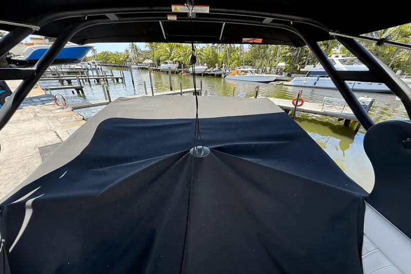 Slide: The Image of Sea Ray 250 SD-OB 2020 - 11