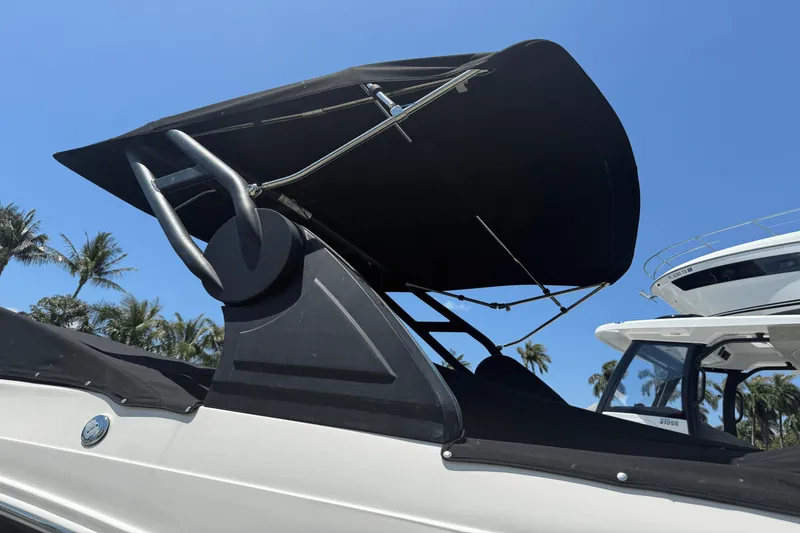 Slide: The Image of Sea Ray 250 SD-OB 2020 - 12