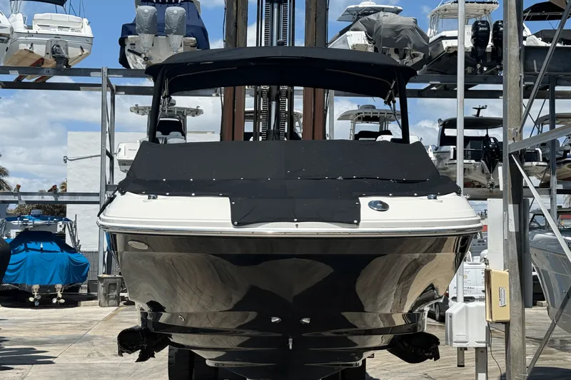 Slide: The Image of Sea Ray 250 SD-OB 2020 - 6
