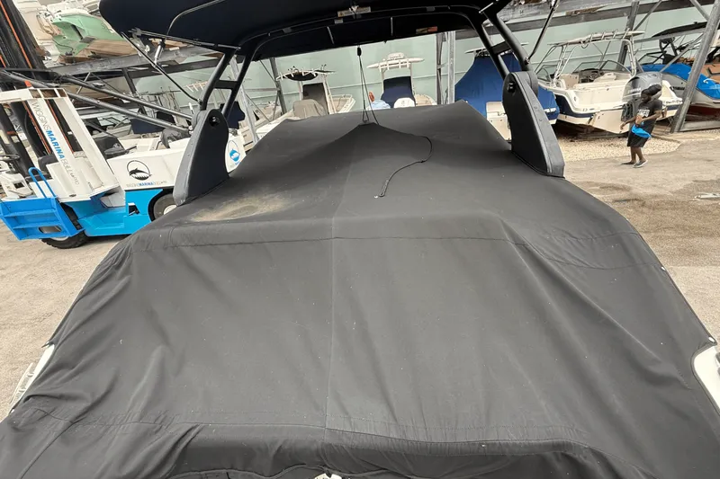 Slide: The Image of Sea Ray 250 SD-OB 2020 - 9