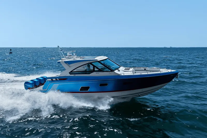 The Image of Formula 400 SUPER SPORT CROSSOVER 2019 - 0