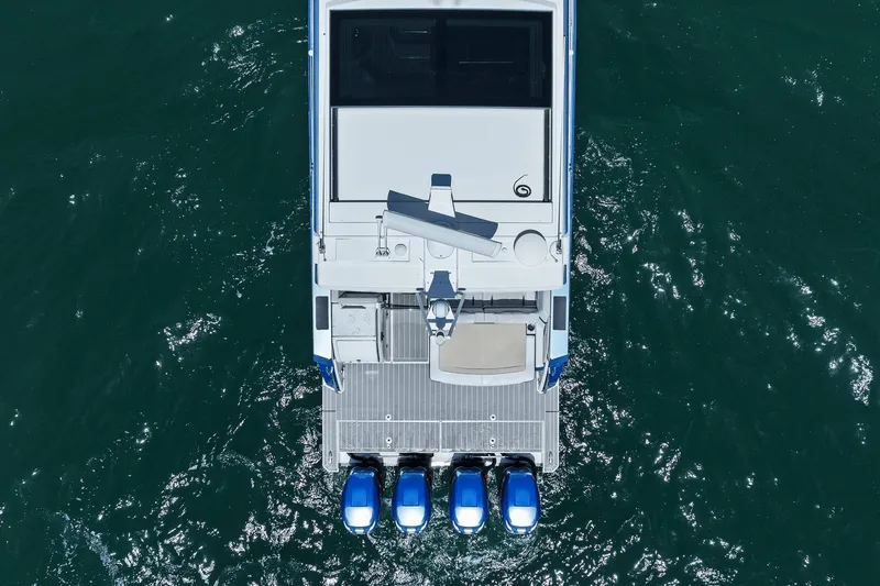 Slide: The Image of Formula 400 SUPER SPORT CROSSOVER 2019 - 16