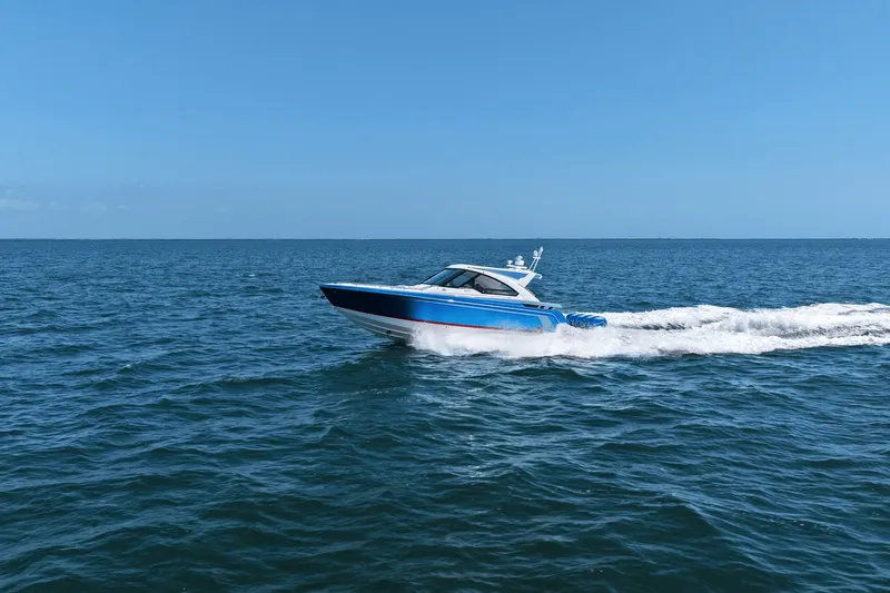 Slide: The Image of Formula 400 SUPER SPORT CROSSOVER 2019 - 18