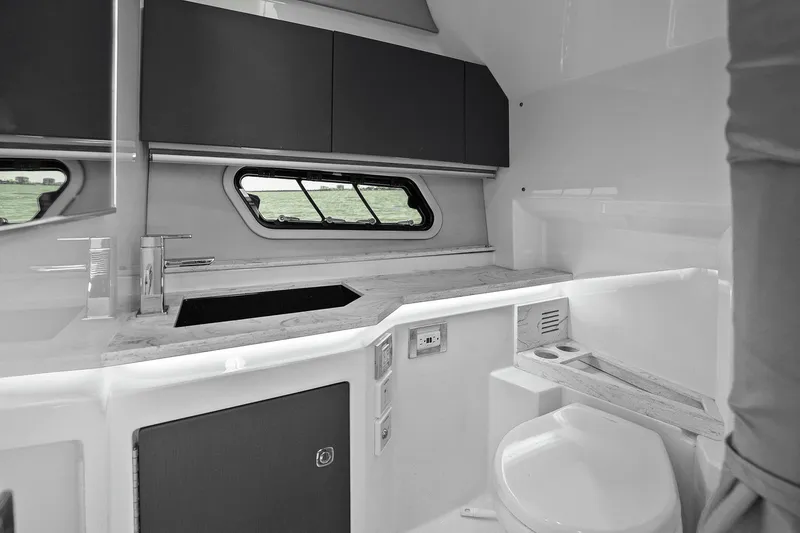 Slide: The Image of Formula 400 SUPER SPORT CROSSOVER 2019 - 24