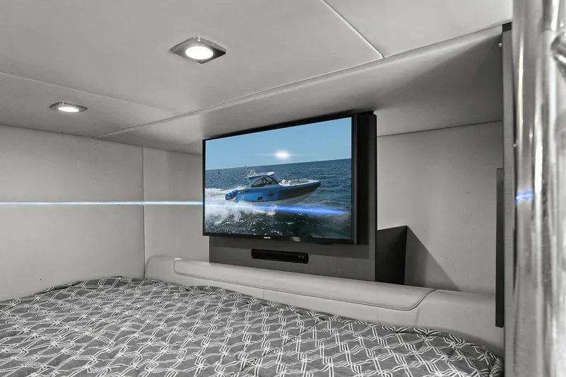 Slide: The Image of Formula 400 SUPER SPORT CROSSOVER 2019 - 28