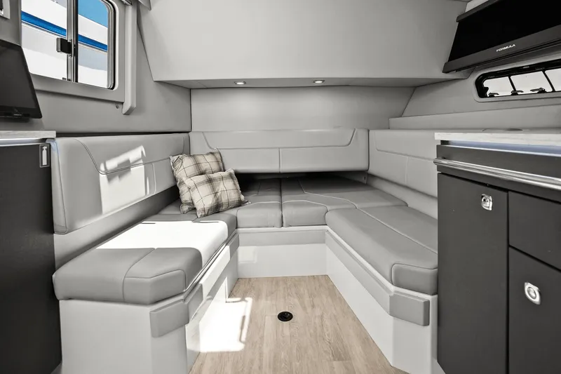 Slide: The Image of Formula 400 SUPER SPORT CROSSOVER 2019 - 31