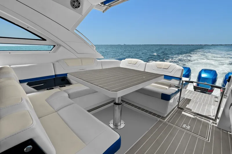 Slide: The Image of Formula 400 SUPER SPORT CROSSOVER 2019 - 37