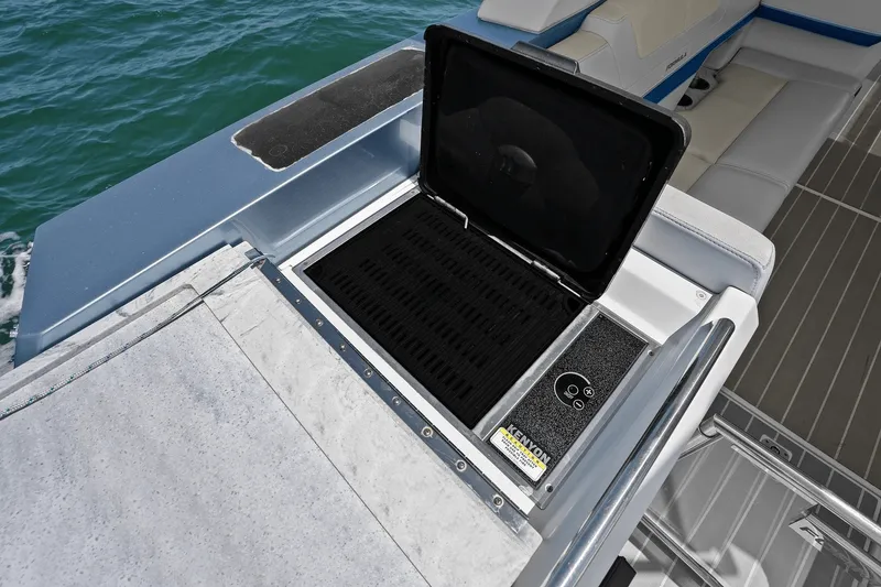 Slide: The Image of Formula 400 SUPER SPORT CROSSOVER 2019 - 42