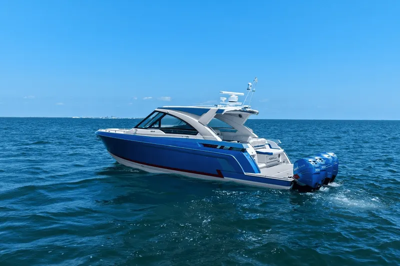 Slide: The Image of Formula 400 SUPER SPORT CROSSOVER 2019 - 5