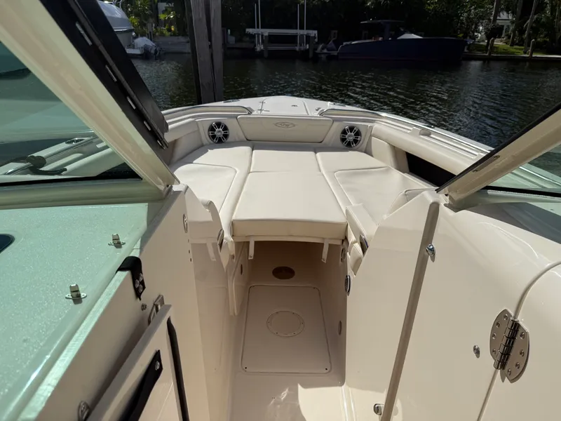 Slide: The Image of Grady-White Freedom 345 2025 - 16