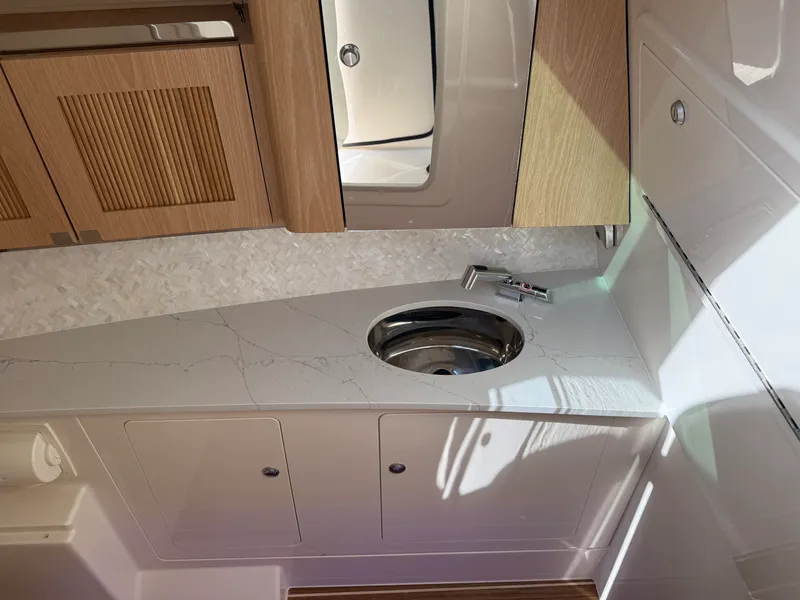 Slide: The Image of Grady-White Freedom 345 2025 - 20