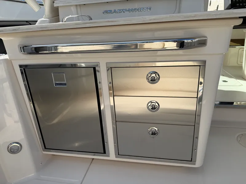 Slide: The Image of Grady-White Freedom 345 2025 - 7