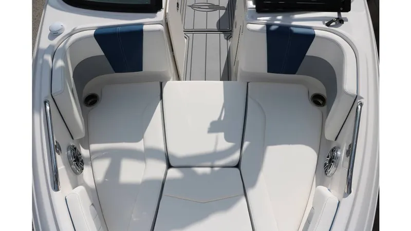 Slide: The Image of Chaparral 21 Surf 2025 - 16