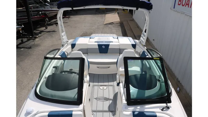 Slide: The Image of Chaparral 21 Surf 2025 - 18