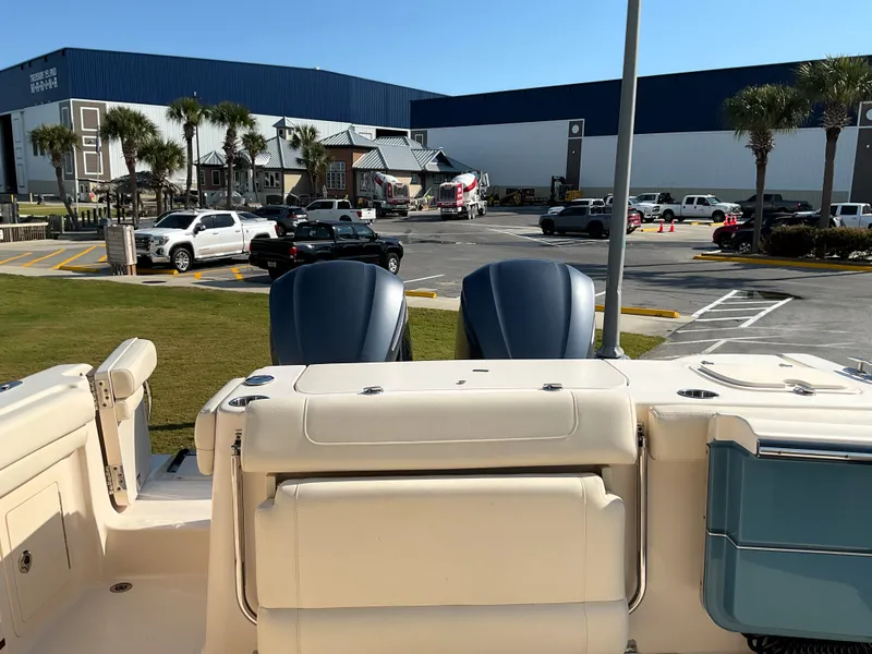 Slide: The Image of Grady-White 307 FREEDOM 2021 - 17