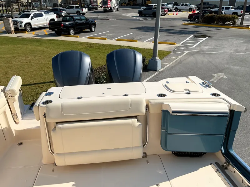 Slide: The Image of Grady-White 307 FREEDOM 2021 - 18