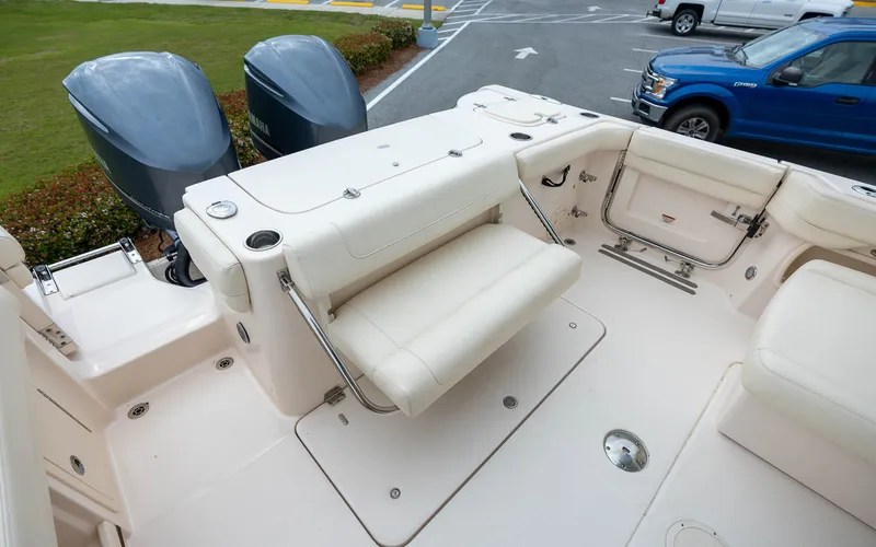 Slide: The Image of Grady-White 307 FREEDOM 2021 - 44