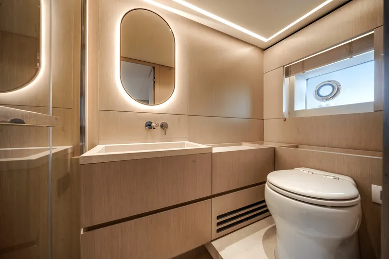 Slide: The Image of Azimut Seadeck 6 2025 - 43