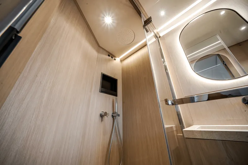 Slide: The Image of Azimut Seadeck 6 2025 - 46