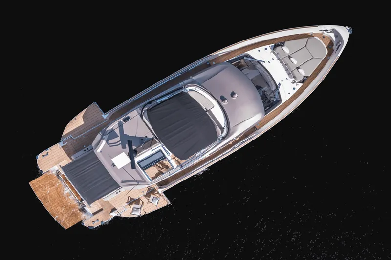 Slide: The Image of Azimut Seadeck 6 2025 - 76