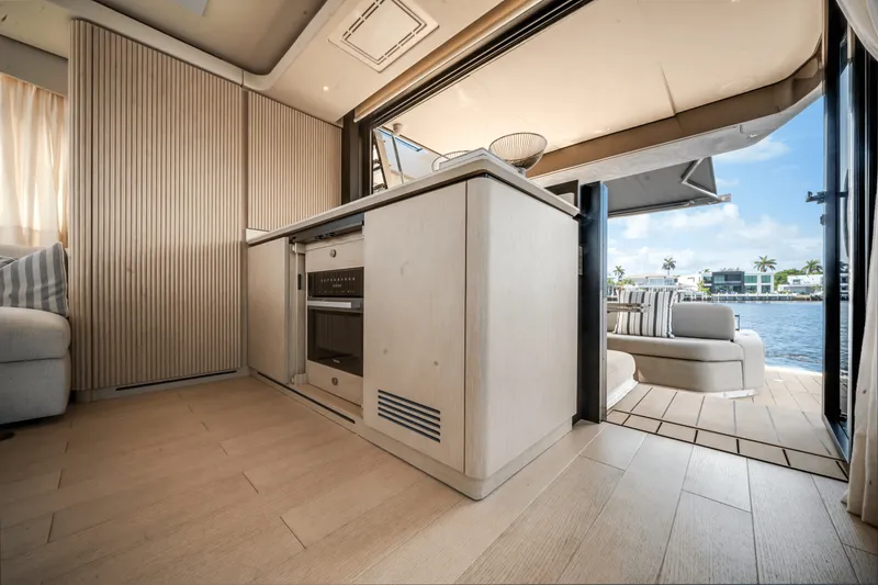 Slide: The Image of Azimut Seadeck 6 2025 - 83