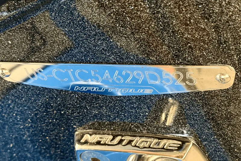 Slide: The Image of Nautique Super Air Nautique G23 2025 - 10