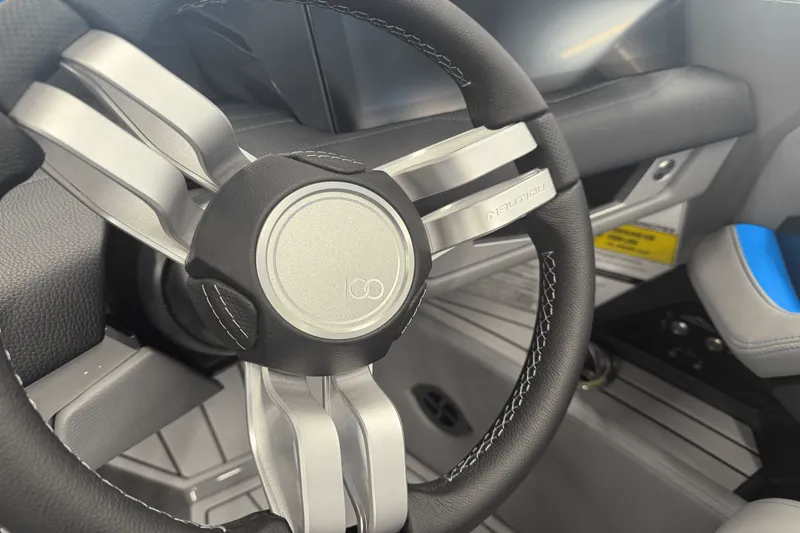 Slide: The Image of Nautique Super Air Nautique G23 2025 - 18