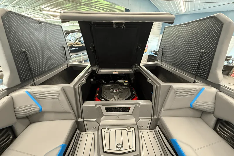 Slide: The Image of Nautique Super Air Nautique G23 2025 - 23