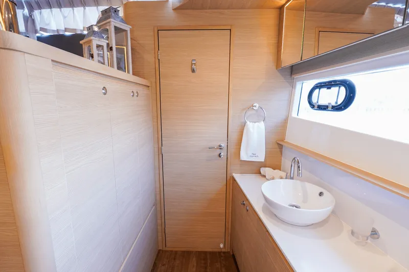 Slide: The Image of Aquila 54 Yacht 2023 - 41