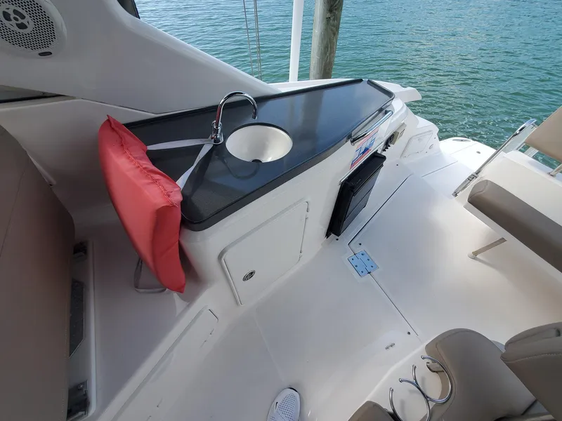 Slide: The Image of Regal 35 Express Cruiser 2013 - 119