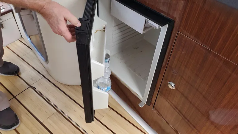 Slide: The Image of Regal 35 Express Cruiser 2013 - 139