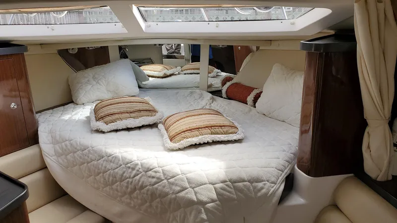 Slide: The Image of Regal 35 Express Cruiser 2013 - 142