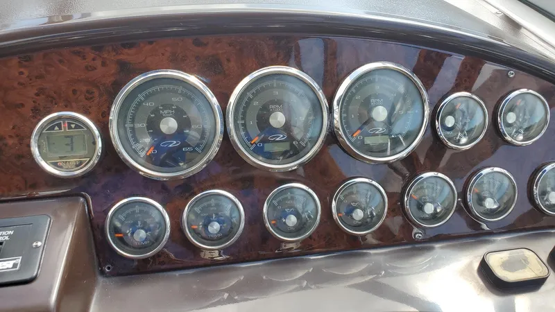 Slide: The Image of Regal 35 Express Cruiser 2013 - 148